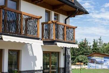 پانسیون Novobilski   Pod Wyciągiem Bania I Kotelnica, Obok Termy Bania