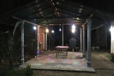 پانسیون Sigiri Lion Lodge
