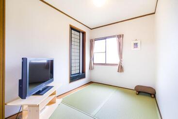 Seaside Pension Petit Shirahama