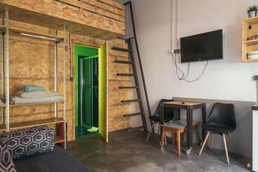 Stay Swanky Hostel