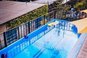 Stay Swanky Hostel