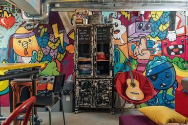 Stay Swanky Hostel