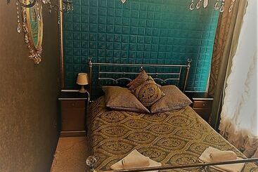 Vip Guest House Nevsky   Hostel