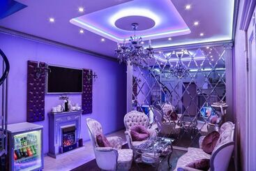 Vip Guest House Nevsky   Hostel