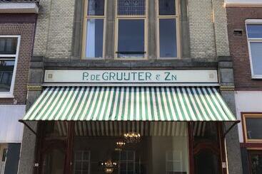 Cityaparthotel   De Gruyter