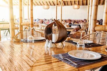 هتل La Crique Nature & Spa