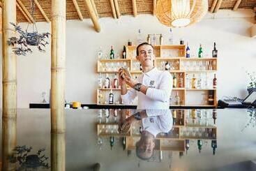 هتل La Crique Nature & Spa