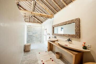 هتل La Crique Nature & Spa