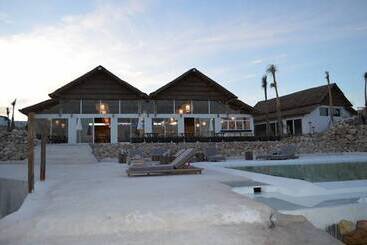 هتل La Crique Nature & Spa