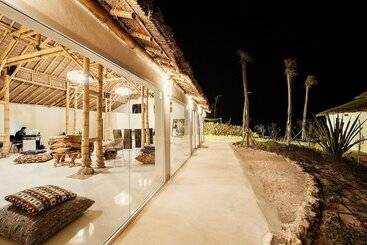 هتل La Crique Nature & Spa