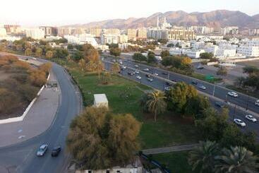 هتل Muscat Inn
