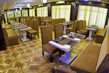 هتل The Galaxy Durbar