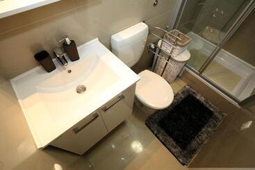 پانسیون Central Square Guest House