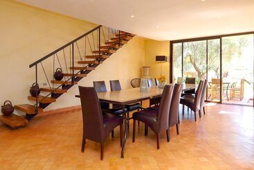 پانسیون Villa Kristy