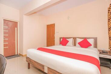 هتل Park Inn By Oyo Rooms