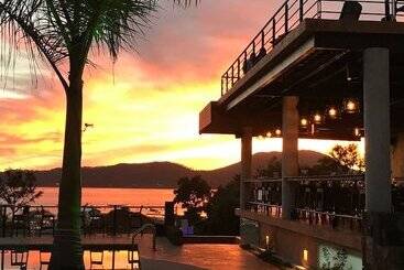 هتل Puesta Del Sol