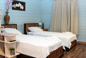 Jet Cottages