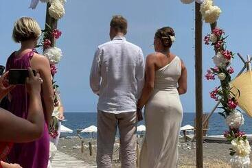 هتل Eco Beach And Magic Garden