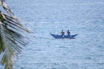 هتل Sailors Mirissa