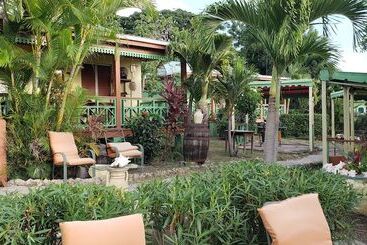 Table D'hote Cottages