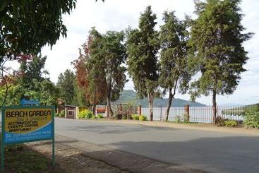 تختخواب و صبحانه Beach Garden Bnb
