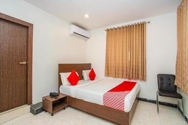 هتل O Corner Golf View Near Embassy Golf Link Business Park