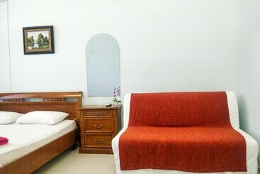 Telegraph Hostel