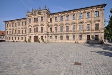 בית מלון כפרי Holiday Inn Express   Erlangen, An Ihg