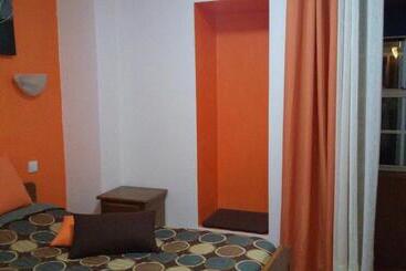 پانسیون Residencial Moeda