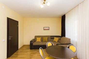 7 Floors Apart Hotel Tyumen Centre