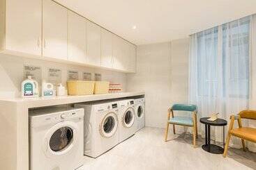 Atour Hotel Station Ave Wenzhou