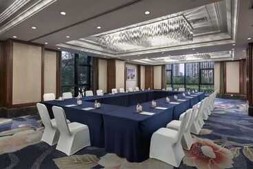 هتل Crowne Plaza Deqing Moganshan By Ihg