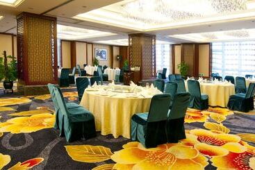 هتل Crowne Plaza Deqing Moganshan By Ihg