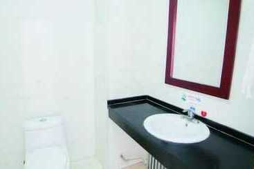 هتل Green Orange Express Inn