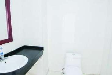هتل Green Orange Express Inn