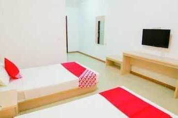 هتل Green Orange Express Inn