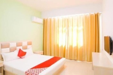 هتل Green Orange Express Inn