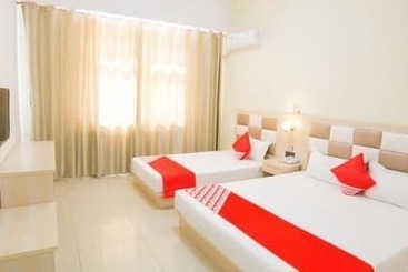 هتل Green Orange Express Inn