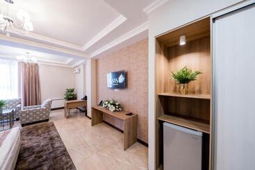 هتل Oasis Residence