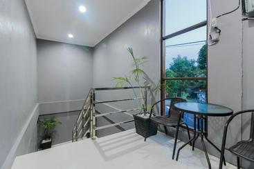 هتل Reddoorz Near Universitas Muhammadiyah Palangkaraya