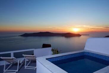 هتل Whitedeck Santorini