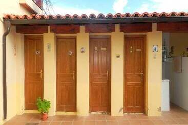 Albergue Casa Alberdi Hostel