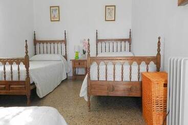 Albergue Casa Alberdi   Hostel