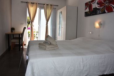 Bed & Breakfast Sardonyx