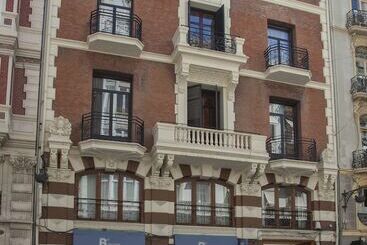 هتل Casual Socarrat Valencia   Adults Only
