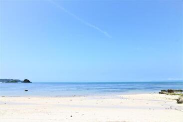 Beach Side Resort Grand Blue Okinawa