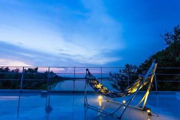 Beach Side Resort Grand Blue Okinawa