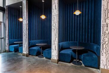 هتل Aloft Savannah Downtown Historic District