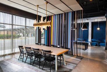 هتل Aloft Savannah Downtown Historic District