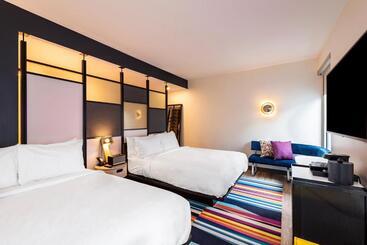 هتل Aloft Savannah Downtown Historic District